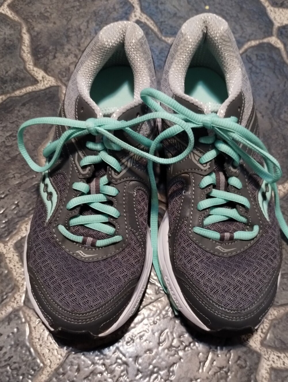 Saucony Cohesion women's running shoes size 6